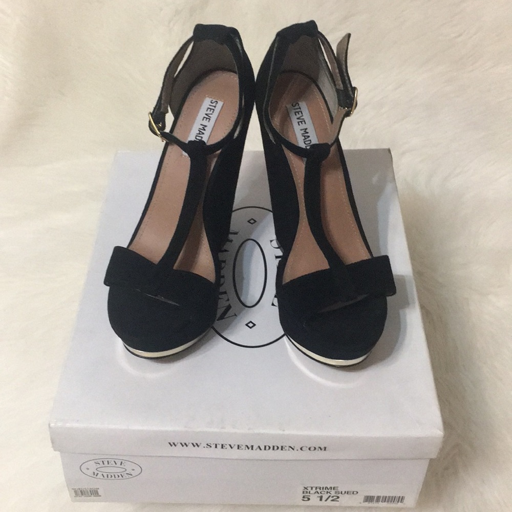 🖤STEVE MADDEN-NORDSTROM- BLACK WEDGE HEELS